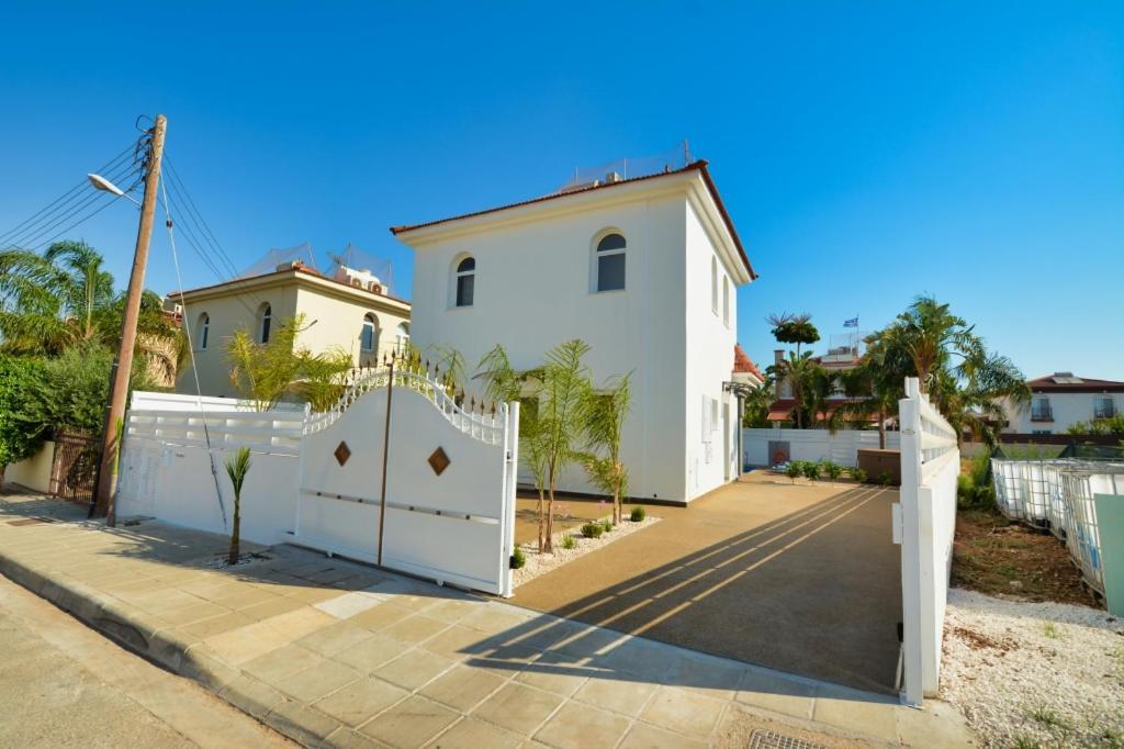 Villa Mario - 2Min Walk From Kapparis Beach باراليمني المظهر الخارجي الصورة